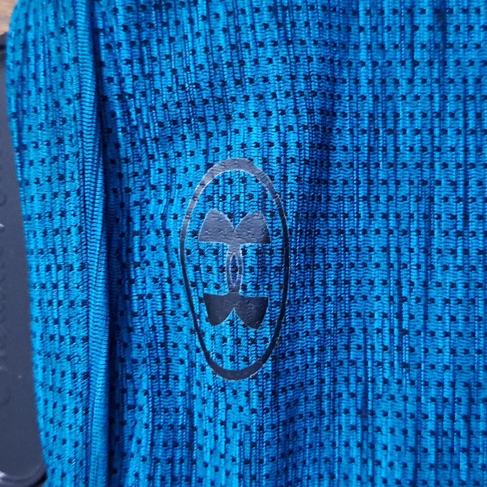 Under Armour Womens Small Green/blue Quarter Zip Light Weight Pull Over. - Picture 5 of 5